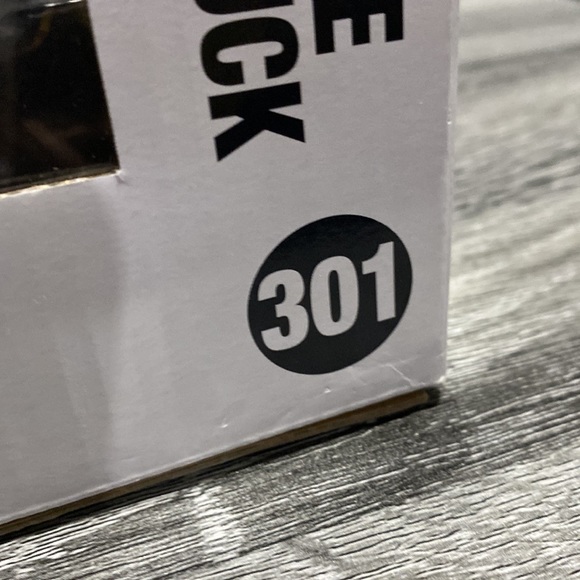 Funko Pop! Games | Contest of Champions #301: Howard the Duck - Bobble-Head - Picture 12 of 17